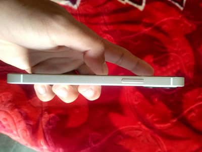 I phone 12 jv white colour