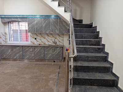 Good Location 3 Marla House Is Available For sale