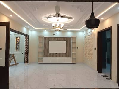 Buy A Good Location House Of 10 Marla In Master City Housing Scheme