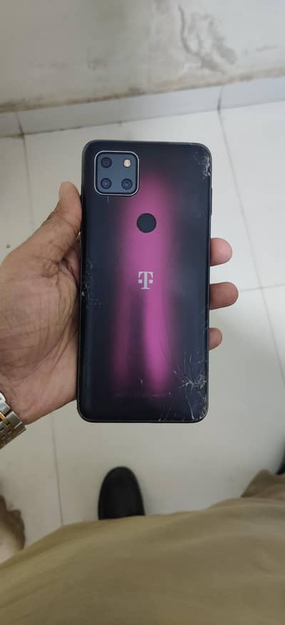 Motorola T REVVL 5G
