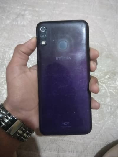 Infinix hot 8 lite