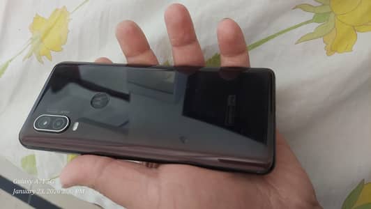 moto one vision 4/128