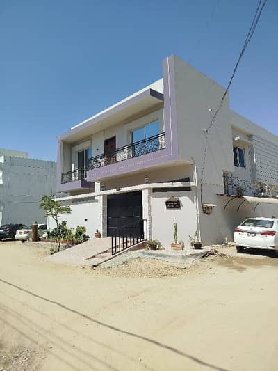 This Is A Corner West Open, Fully Maintained 260sq Yard, House With Bedrooms Drawing Room And Lounge Super Quality Construction, Ideal For Living A Luxurious Life Huge Car Parking