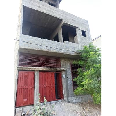Excellent Built Quality Structure House , 120 Square Yard, Lease, Map Approved, On 40 Feet Road Pir Ahmed Zaman Town Block 1