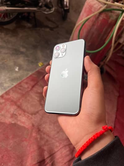 11 pro mdm ha 256 gb