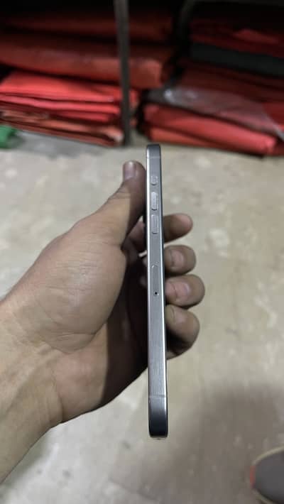 I phone 15 pro max 10/10 256 gb total original factory unlocked