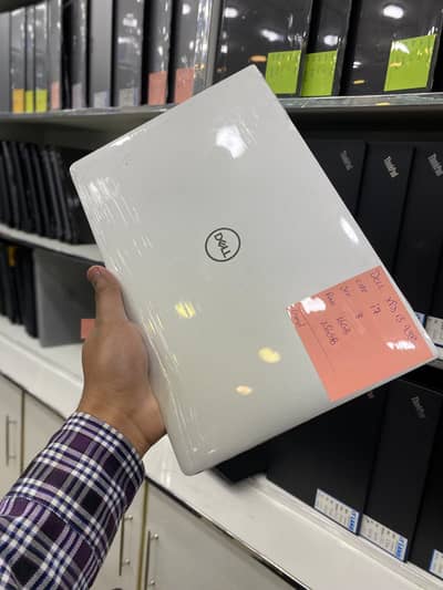 Dell xps 9380 | Core i7 8th Gen | 16gb/256gb Quantity Available