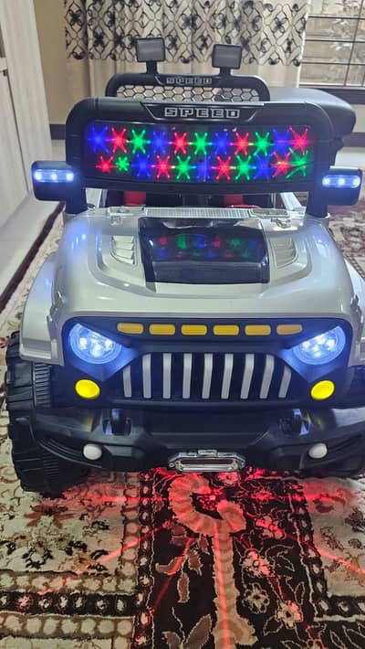 Kids' Electric Car, Mint Condition, Scratchless, Almost unused,