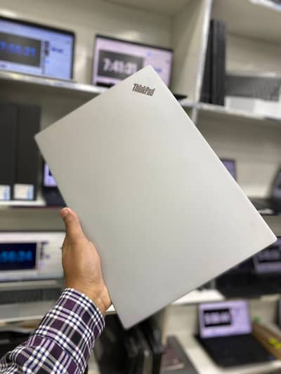 Lenovo ThinkPad T480s | Core i7 8th Gen | 8gb Ram 256gb SSD