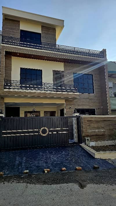 7 Marla Brand New Luxury House Prime Location For Sale In G-13