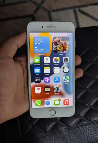 iphone 7 plus 128 GB my WhatsApp number 0320-24-100-47