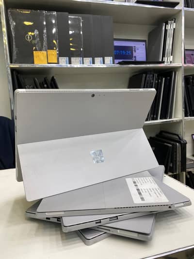 Surface pro | Core i5 7th Gen | 8gb Ram 256gb SSD (IT LAND)