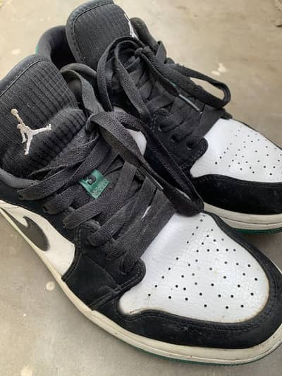 Nike air Jordan 1 mystic green mint condition