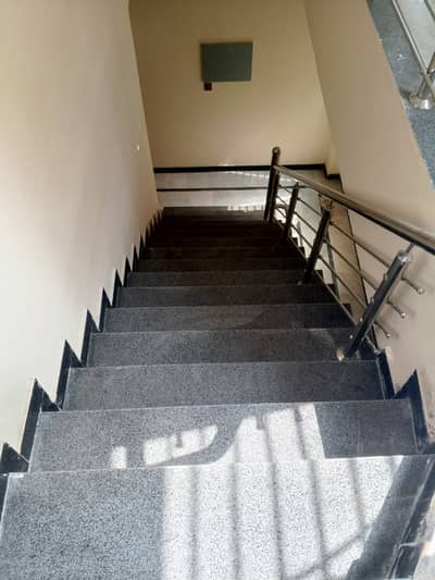 HOSTEL BULDING FOR RENT 37 ROOMS ATTACH BATH SATELLITE TOWN RAWALPINDI