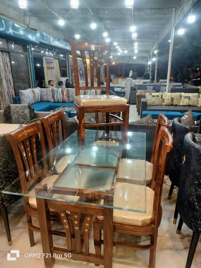 Dining Table//Solid Wooden Dining table//4,6 To 8 Dining Table