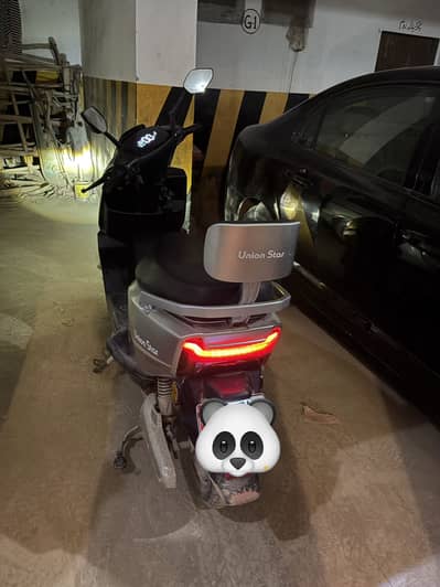 Union star electric scooter 2025 model 1 owner 10/9 condition