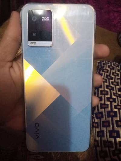 4+64gb original mobile kisi b kism kq falt ni bilkul all ok