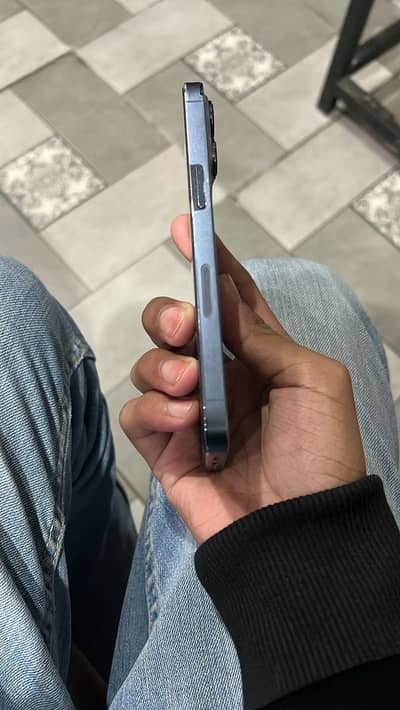 Iphone 13 pro 128 gb 97 bh waterpack 10/10 condition