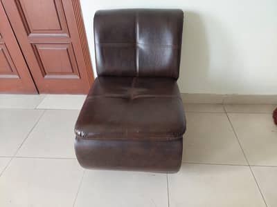 1 seater  × 6 sofas