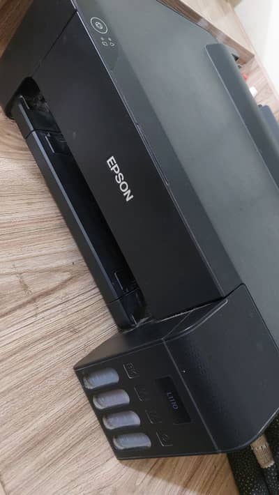 Epson LLL1O (Black & white + color prints)