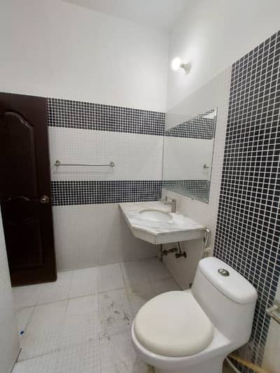 10 Marla house for sale