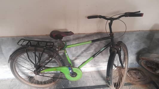 10/8 condition ha rang utara hai thora sa