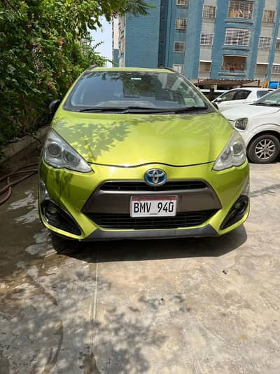 •	 Toyota Aqua Hybrid – Stylish Green | Fuel Saver | Like New