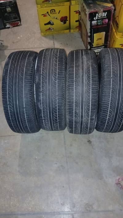 BG TRAKO PLUS tyres