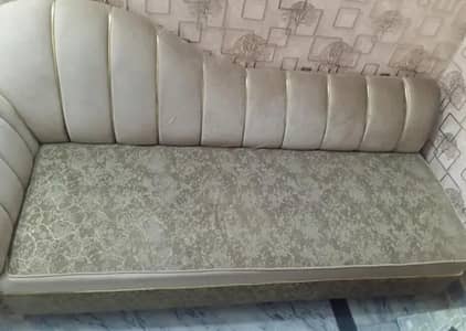 brand new condition dewaan 3 seater