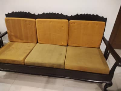 strong wooden sofa 3,1,1 seater