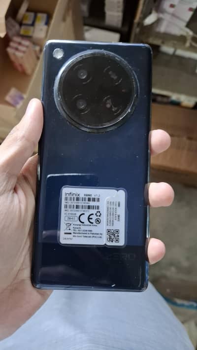 infinix zero 40 sildely used 10 by 10 condetion serious buyer contact