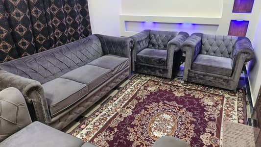 Luxurious 7 Seater Sofa Set for Sale