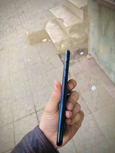 Xs max factory unlock