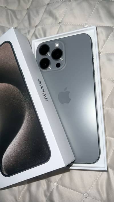 iPhone 15 Pro Max Clean Use Phone