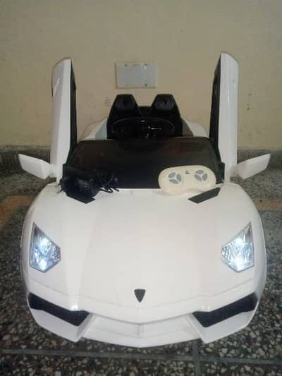Kids Electric Car Brand New with Remote & Charger. O3454O26O5O Call WA