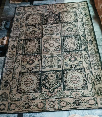 This is a very beautiful rug