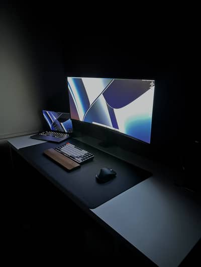 Gigabyte G34WQC Ultra Wide Curved Gaming Monitor