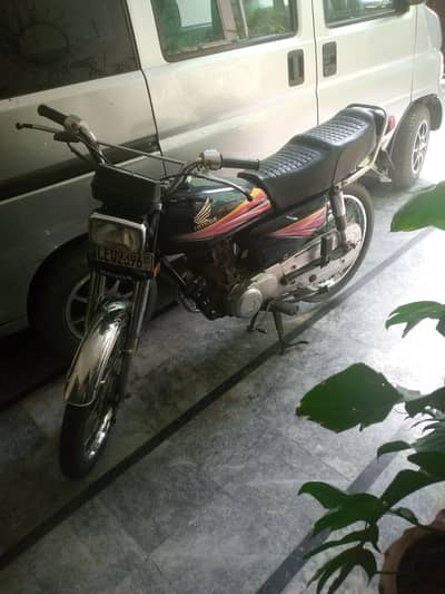 Honda cg 125 ( 2009 model )