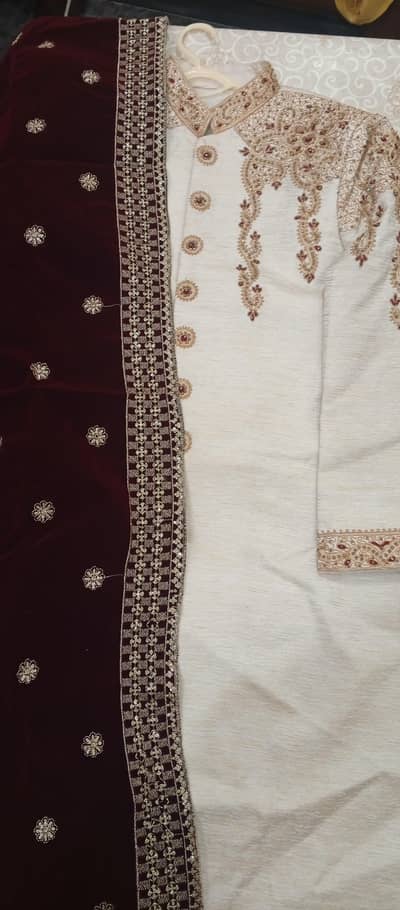 Men's sherwani