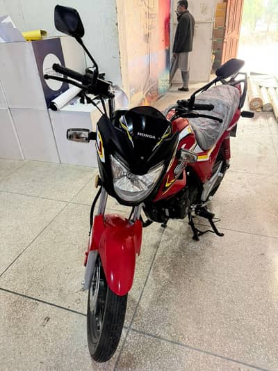 honda CB 150F