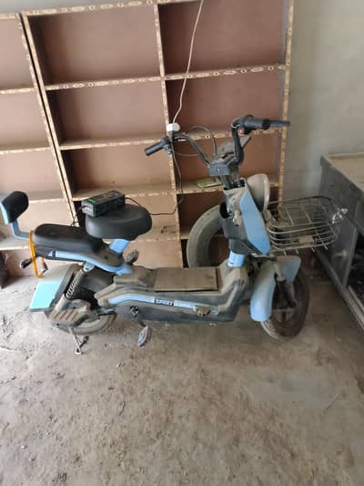 electric scooty