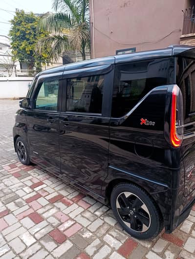 Nissan roox highway star s