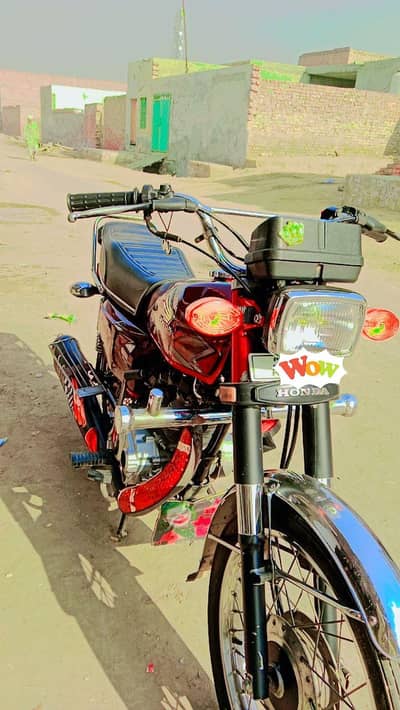 Honda 125 Condition 9/10  Kot Rahda Kishan Chak 16