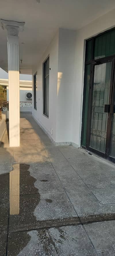 uper portion for rent  at G-10/2 s18