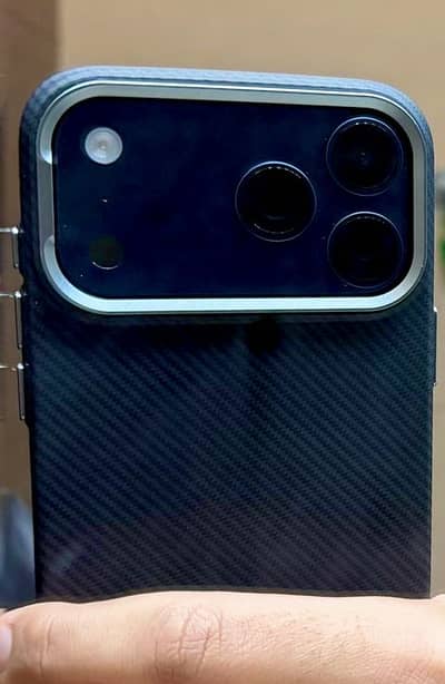 Apple iPhone 17 Pro Max Deep Blue 100% Battery Health