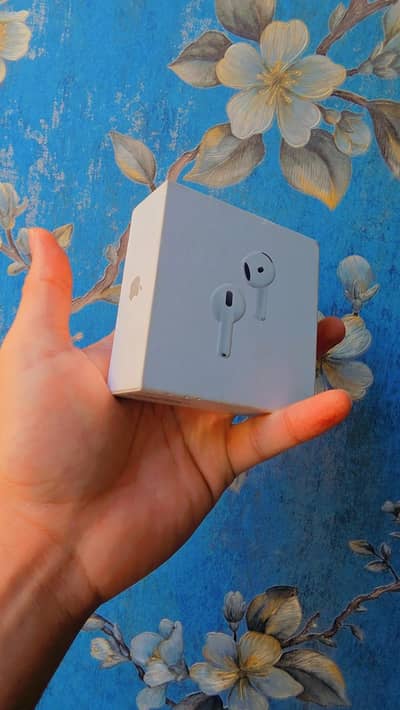 Iphone Apple Airpod 4 (ANC) Available