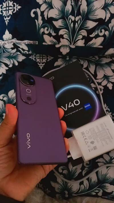 vivo v40 12/256