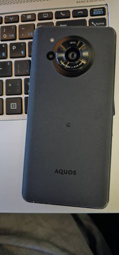 Aquos R7S Sharap