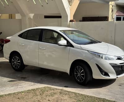 Toyota Yaris Ativ 1.3 Auto