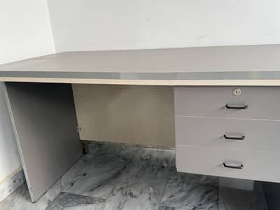 office table for sale!